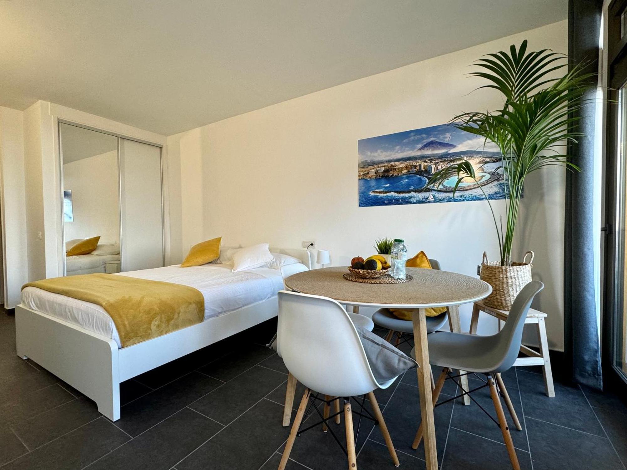 Marina Suites Tenerife プエルト・デ・ラ・クルス エクステリア 写真